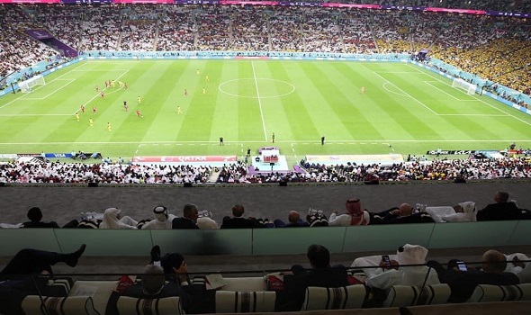 عمان اليوم - طاقم تحكيم برازيلي يقود المباراة الافتتاحية لكأس العالم