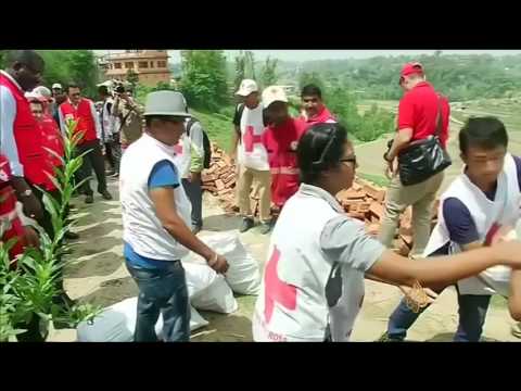 شاهد عام على زلزال نيبال والدمار لا يزال ماثلًا
