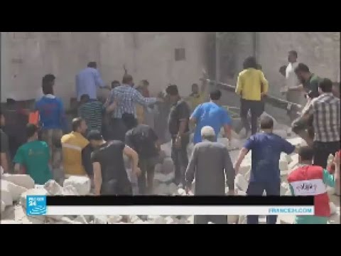 شاهد قتلى مدنيون في تواصل قصف الطيران السوري لحلب
