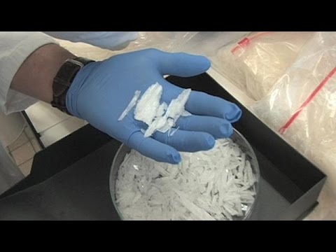 طرق تعاطيه تكمن في الحقن والتدخين والاستنشاق