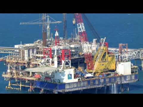 العرض التقديمي يكشف أرامكو بين زمنين