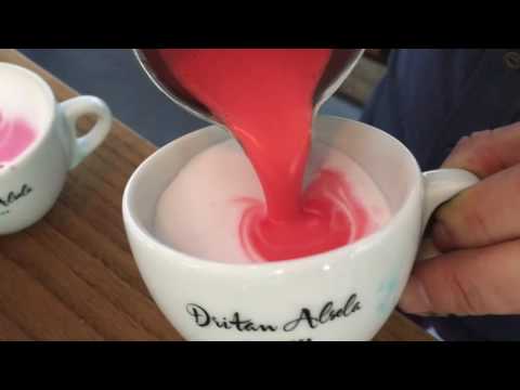 بالفيديو فن صناعة الـ  latte  بألوان مبهجة