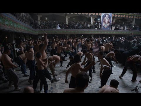 بالفيديو قتلى في هجوم  على مسجد شيعي في أفغانستان