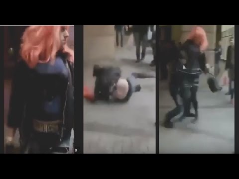 بالفيديو اعتداء وحشي على شخص مثلي