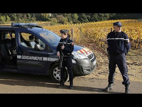 شاهد السلطات الفرنسية توجه اتهامات بالإرهاب إلى منتمين لـداعش