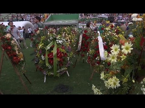 شاهد البرازيل تستعد لاستقبال جثامين ضحايا الطائرة البوليفية