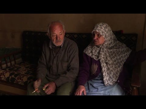 شاهد زوجان يستذكران معاناتهما لأربع سنوات