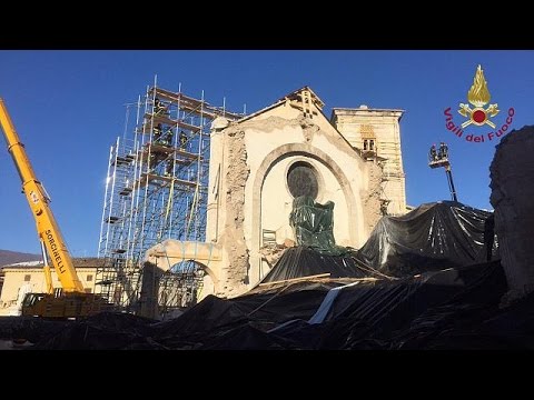 بالفيديو  مواصلة ترميم كنيسة القديس بنيدكت في نورتشيا الايطالية