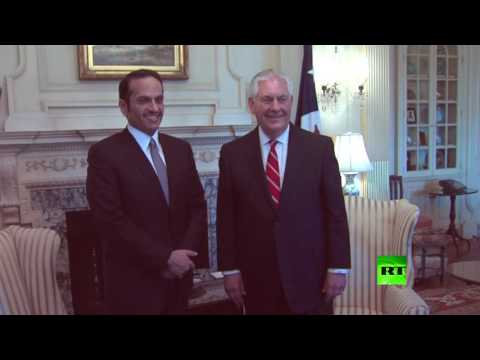 بالفيديو  وزير الخارجية الأميركي يلتقي نظيره القطري