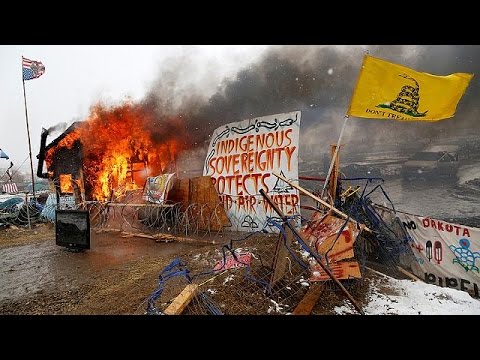 شاهد إخلاء مخيم داكوتا الشمالية