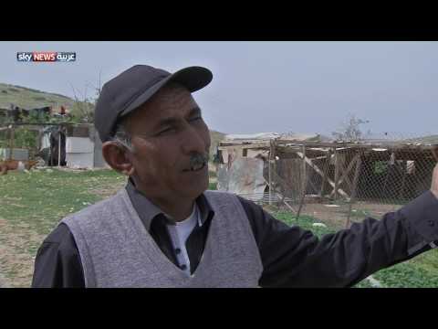 شاهد إسرائيل تسلم إخطارات هدم إلى سكان شرق القدس