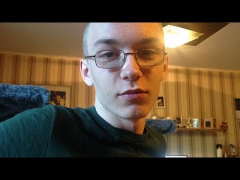 شاهد شاب يتباهى بذبح طفل على الإنترنت