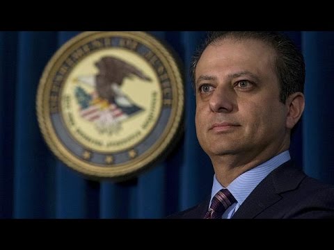 بريت بارارا لم يستقيل بل تمت إقالته