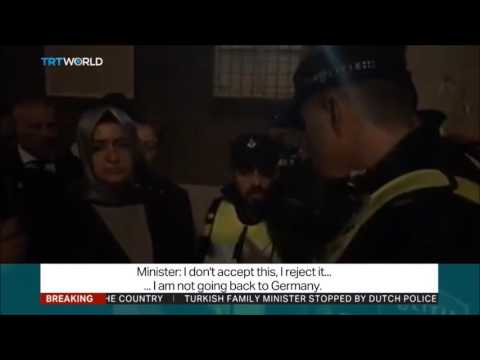 بالفيديو لحظات أمر وزيرة شؤون العائلة التركية بمغادرة هولندا