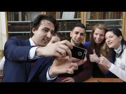 لحظة تصويت زعيمي الخضر والديمقراطيين الأحرار