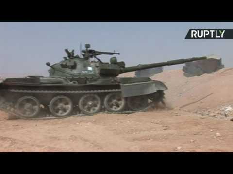 شاهد الجيش السوري يواصل عملياته ضد داعش في ريف حمص