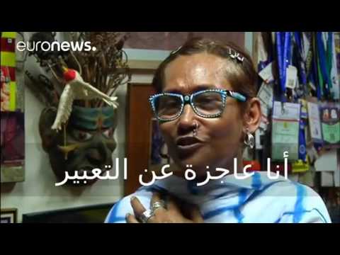 شاهد عرض أزياء في الهند لنساء ضحايا تشوه المواد الحارقة