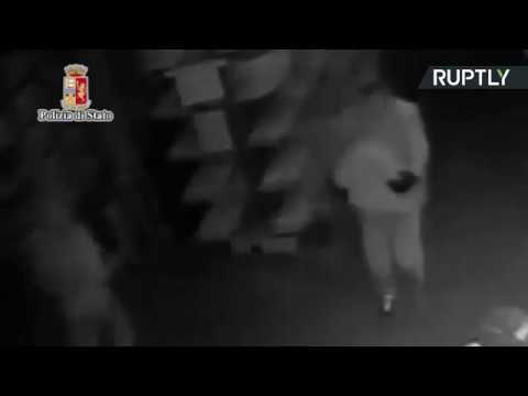 اعتقال 10 أفراد من لصوص جبنة بارمزان