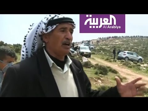 شاهد كيف ردّ الفلسطينيون على مستوطن حوّل أرضهم إلى زريبة 