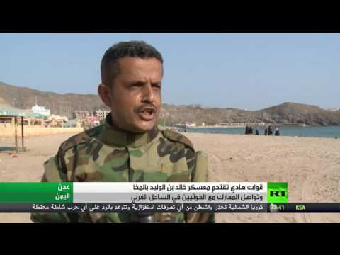 شاهد اشتباكات عند بوابات معسكر خالد بن الوليد