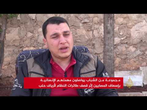 شاهد جهود شبابية متواصلة لإنقاذ المصابين