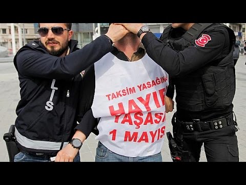 بالفيديو الشرطة التركية تقمع مظاهرات حاشدة بمناسبة يوم العمال العالمي 
