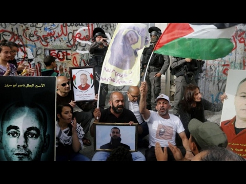 شاهد المعتقلون الفلسطينيون يتوصلون لاتفاق مع السجون الإسرائيلية
