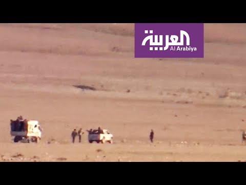 شاهد الطيران الروسي يغير على قوات المعارضة في البادية خلال قتالها قوات الأسد