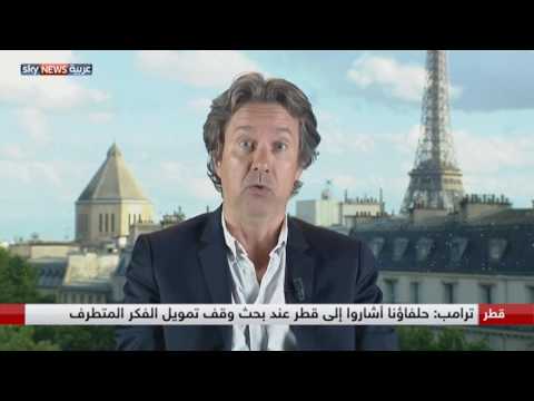 الصحافي الفرنسي كريستيان شينو يؤكد ان ماكرون طلب من تميم تغيير سياساته