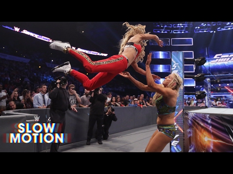 شاهد فوضى نسائية في عرض سماك داون الأخير