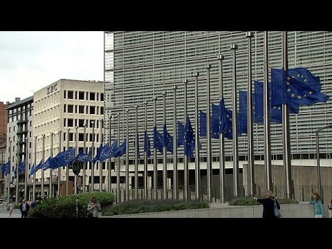 بالفيديو تحية إجلال من بروكسل لهيلموت كول