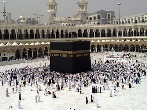 شاهد بث مباشر لأجواء صلاة العيد من مكة المكرمة