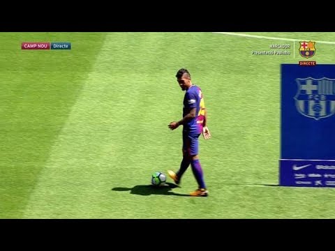 شاهد لحظة تقديم باولينيو في ملعب الكامب نو