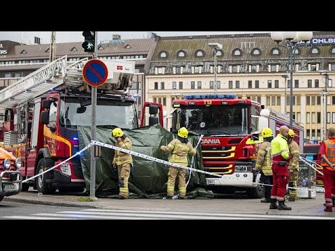 شاهد مقتل شخصين وجرح ستة آخرين في عملية طعن في مدينة توركو الفنلندية