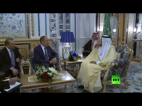 الملك سلمان يستقبل لافروف في جدة