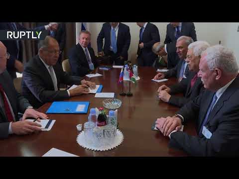 شاهد سيرغي لافروف يلتقي محمود عباس في نيويورك