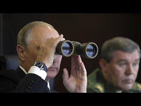 بوتين يشرف على عمليات إنزال جوي هي الأقوى منذ 2013
