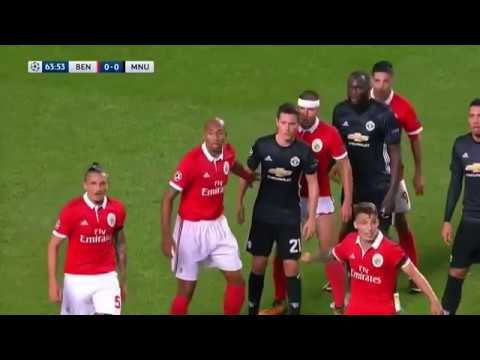 شاهد اليونايتد يخطف فوزًا صعبًا من بنفيكا