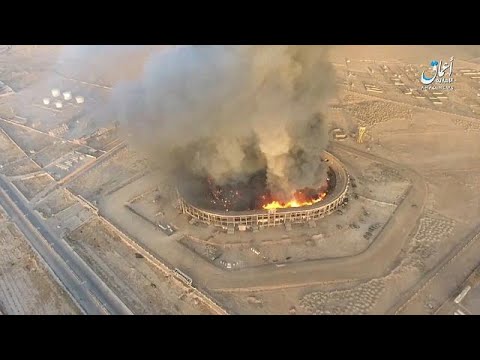 شاهد طائرات داعش تقصف مخزن ذخائر لقوات النظام السوري