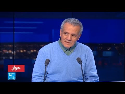 والد الناشط المغربي الزفزافي يكشف سر ذهابه إلى أوروبا
