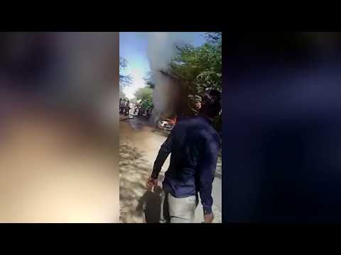رجل يتخلّص مِن زوجتيه بحبسهما في سيارة وحرقهما حتى الموت
