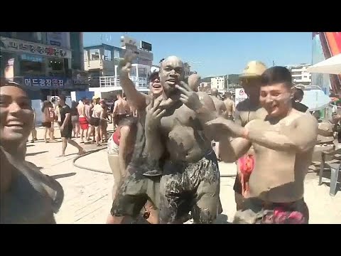 اللعب بالطين في كوريا الجنوبية