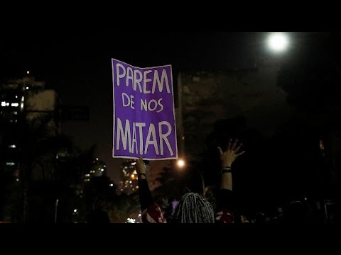 شاهد آلاف المتظاهرين خلال مسيرات احتجاجية في البرازيل