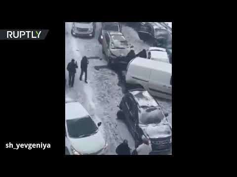 اصطدام 40 سيارة بحادث مروع في موسكو