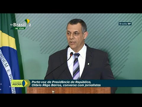شاهد بولسونارو منفتح على قبول مساعدات خارجية لمكافحة حرائق الأمازون