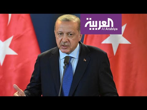 غضب تركي من ضحك أردوغان خلال إعلانه قتلى تركيا في إدلب