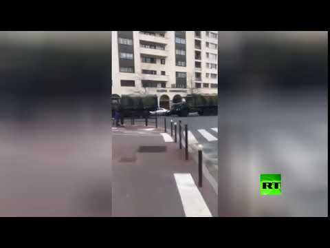 الجيش الفرنسي ينشر شاحنات عسكرية في ضواحي باريس