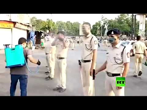 الهند اشتباكات بين الشرطة ورافضي الحجر الصحي