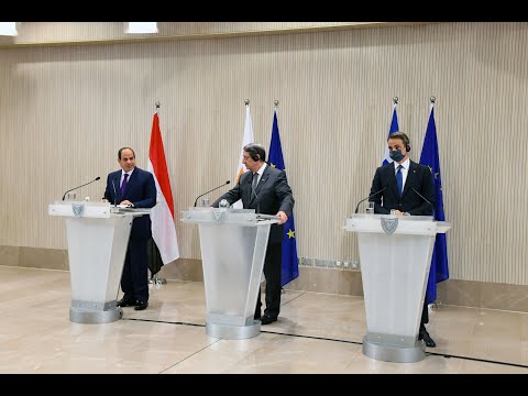 شاهد السيسي يشارك في القمّة الثلاثية بين مصر وقبرص واليونان