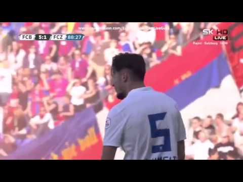 بالفيديو مدافع زيوريخ يسجل في مرماه